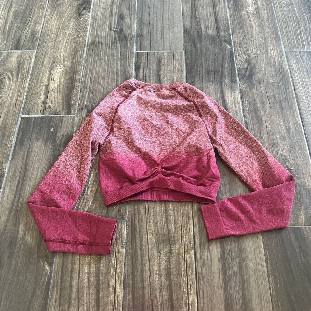 Gymshark Crop Top Pink Red Workout Shirt Size XS - Picture 2 of 6